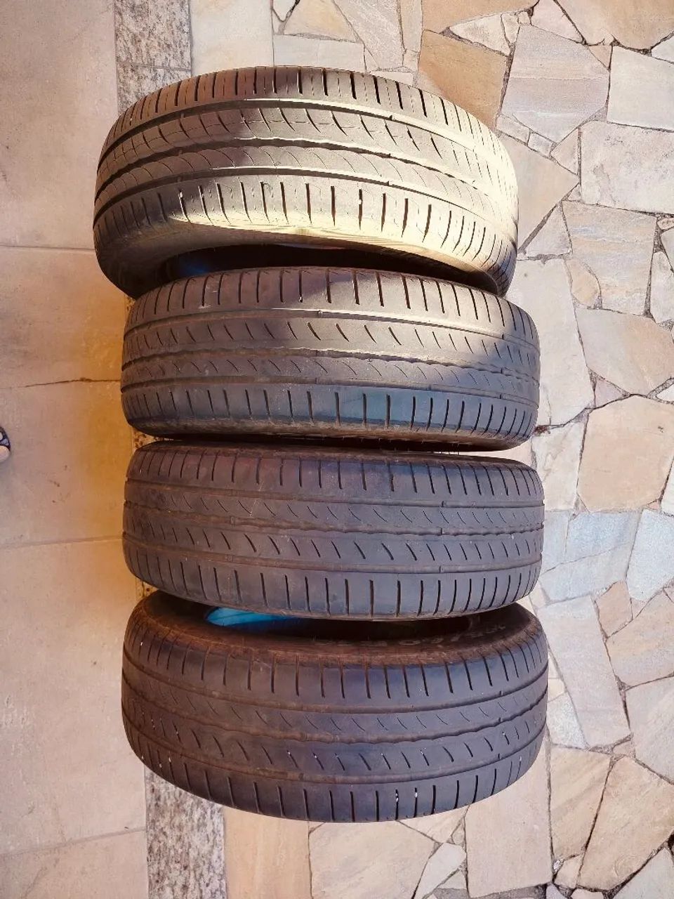 4 Pneus semi novo - Foto 4