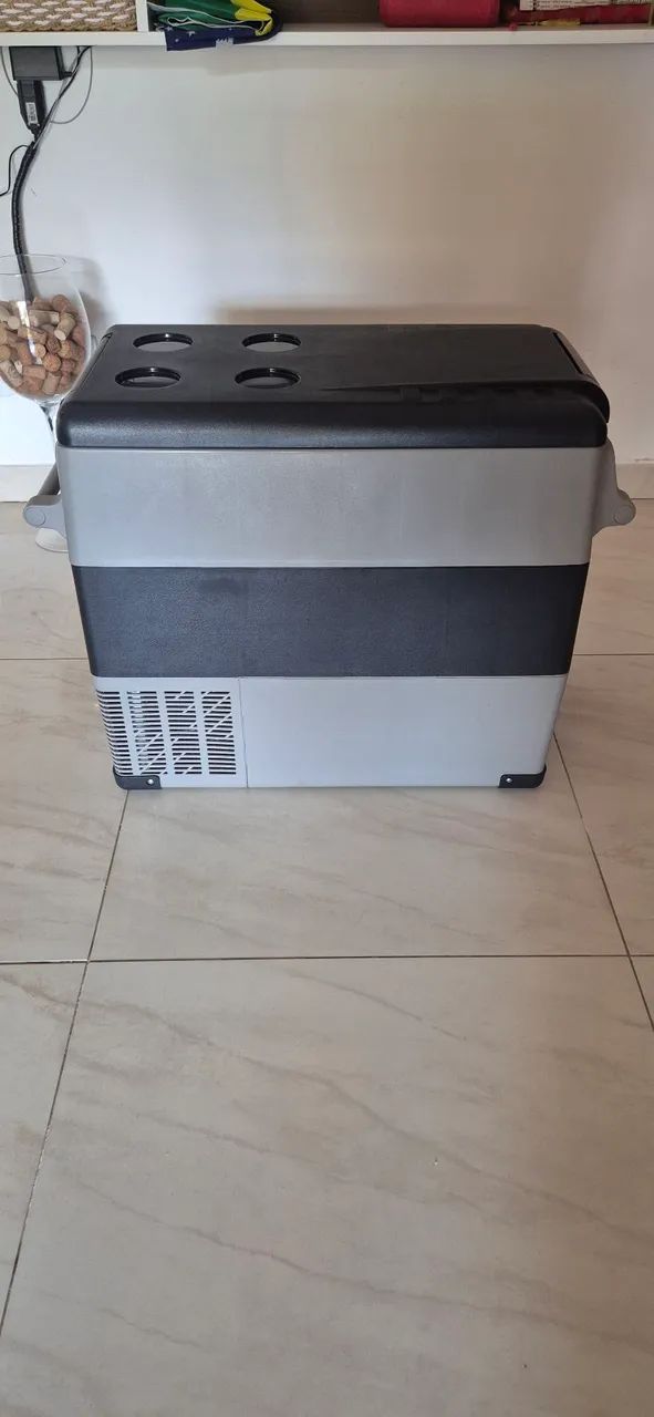 Geladeira/freezer quadrivolt 52L - Foto 4