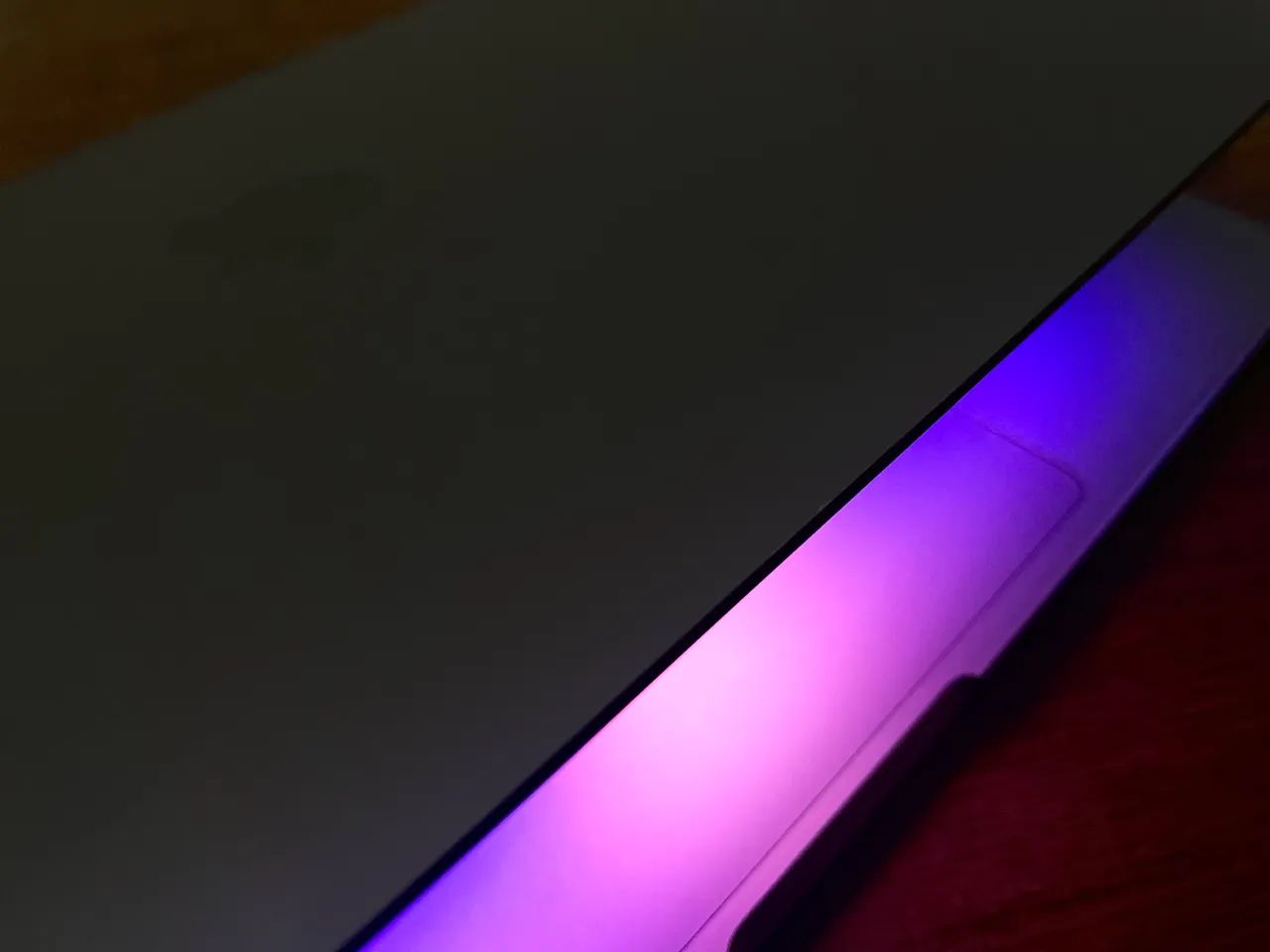 MACBOOK 2020 TOUCHBAR I5 - Foto 2