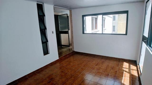 2 dormitórios com pátio no bairro Floresta - Foto 12