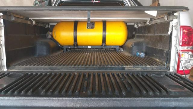 Hilux SR 4x2 no GNV muito econômica - Foto 5