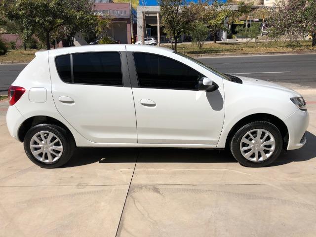 Sandero 1.0 Expression 16/17 Branco - Foto 8