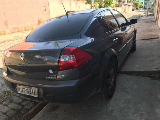 Megane Sedan 07/08 Troco por carro automático