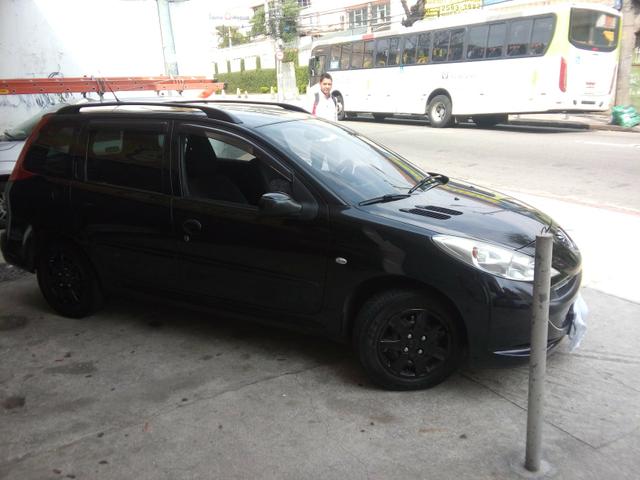 Vendo peugeot 207 sw com gnv - Foto 4