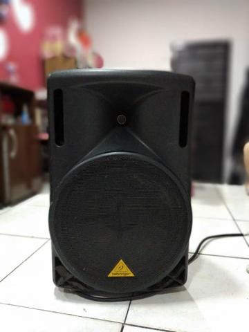 Caixa de Som Behringer