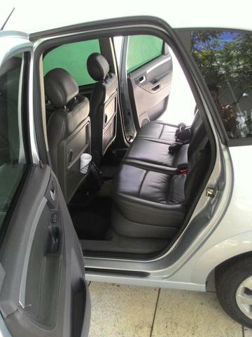 Vendo Meriva 2007 Maxx 1.8 8v Prata Manual - Foto 3