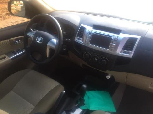 Hilux sw4 sr flex - 2015 - Foto 5