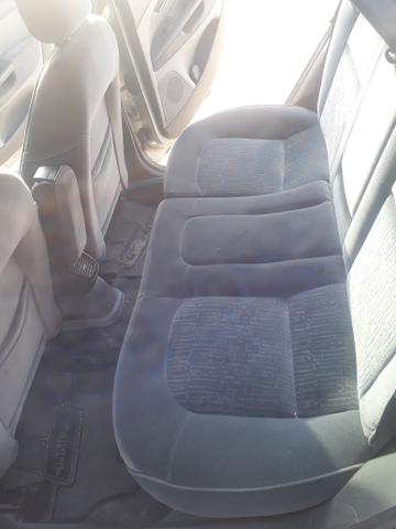 Vendo um Fiat linea 2011 2012 25 mil