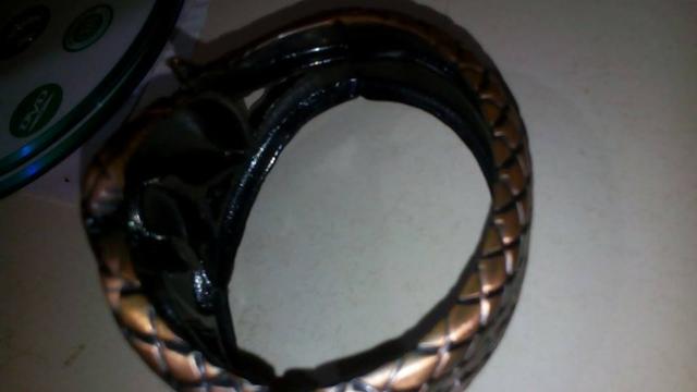 Pulseira exótica em formato de pele de cobra - Foto 2