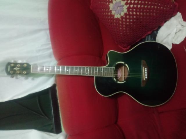 Violao yamaha