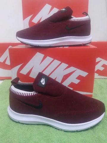 Tenis Nike