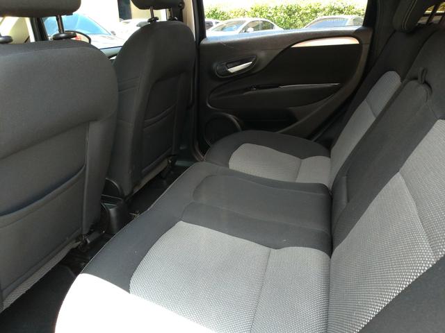 Fiat Linea 2015 1.8 Flex/GNV - Foto 6