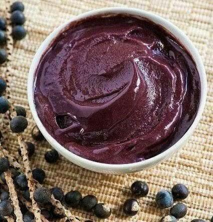 Açaí puro e sem mistura só o puro açaí vindo diretamente do para embalados em 1L
