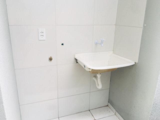 Documentação Inclusa: 2 quartos, 2 wcs, garagem, sala, coz americana, quintal, área serviç - Foto 11
