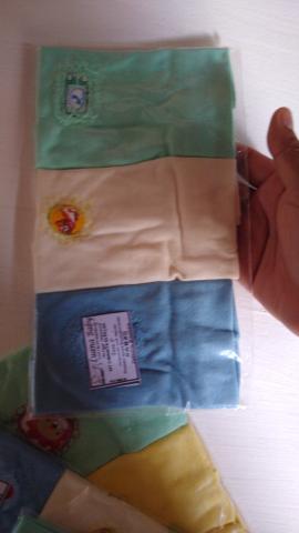 Kit camisetinha 3 peças 7.00 - Foto 4