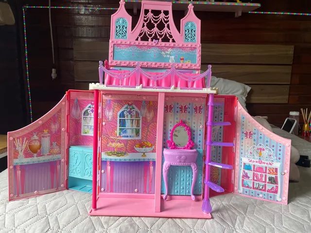 Linda Barbie escola de princesa original/usada - Artigos infantis -  Freguesia (Jacarepaguá), Rio de Janeiro 1256344368