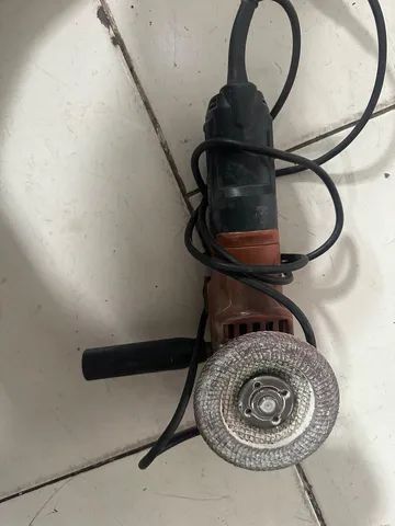 Lixadeira muito boa retirar no bairro Goiá 