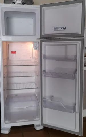 Refrigerador 260L Duplex Eletrolux