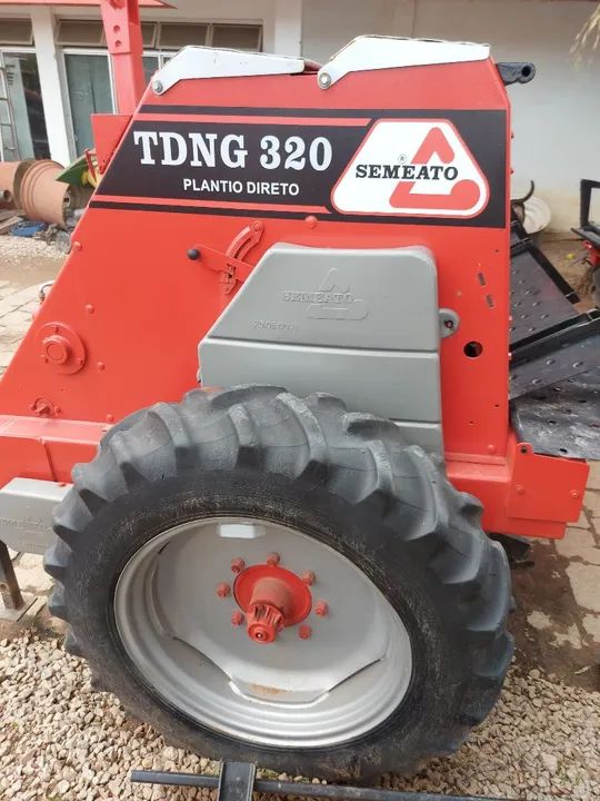 Plantadeira Semeato TDNG 320  - Foto 2