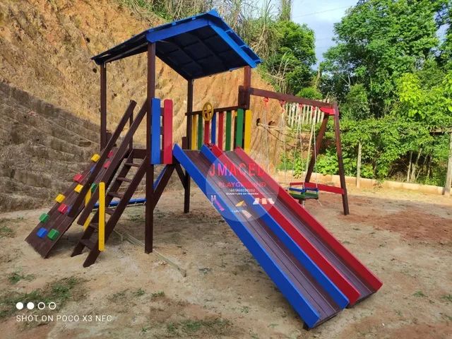 Playground, parquinho infantil 