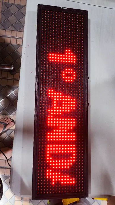 Letreiro em Led Vermelho 