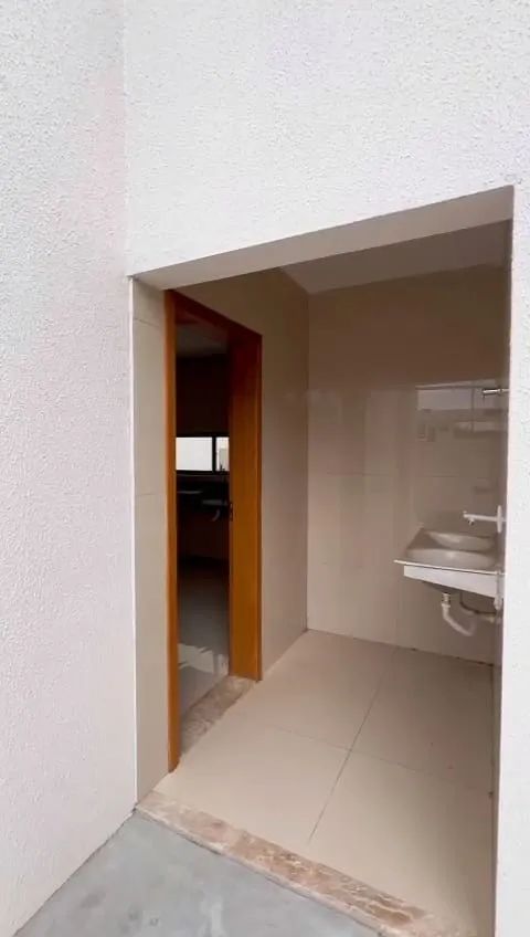 Condomínio Villa dos Ventos - Casa Duplex 3/4 e 2 suítes de 136 m², 4 vagas por 459.000 - Foto 3