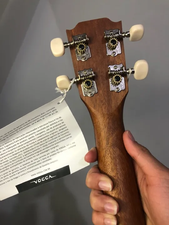 Ukulele Acústico Soprano Mahogany Vogga Vuk306 Cor Marrom