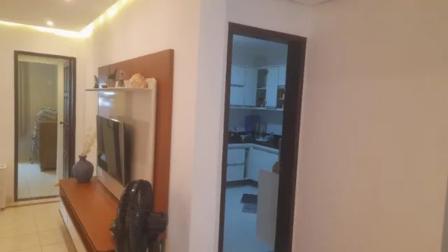 Alugo em Guarajuba uma excelente casa de 2 pavimentos, com piscina, 4 suítes e e 1 quarto - Foto 11