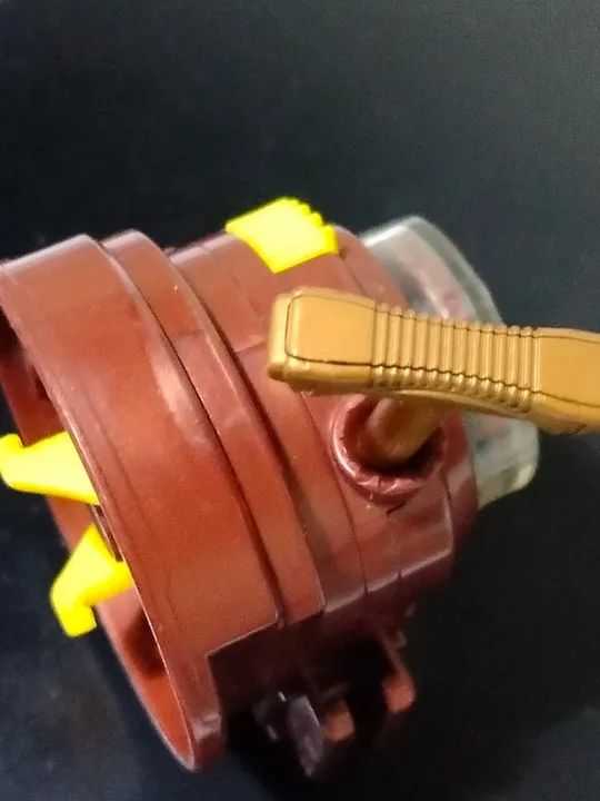 Beyblade - RevUp Launcher - Foto 3