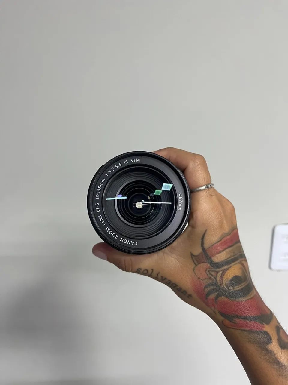 Lente Canon EF-S 18-135mm IS STM