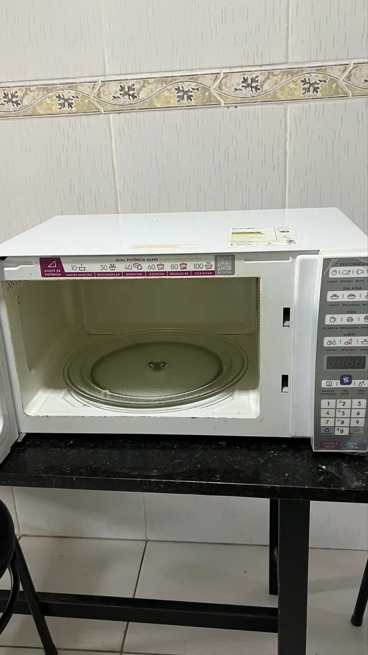 Microondas Eletrolux 34L MEO4464312007713923121