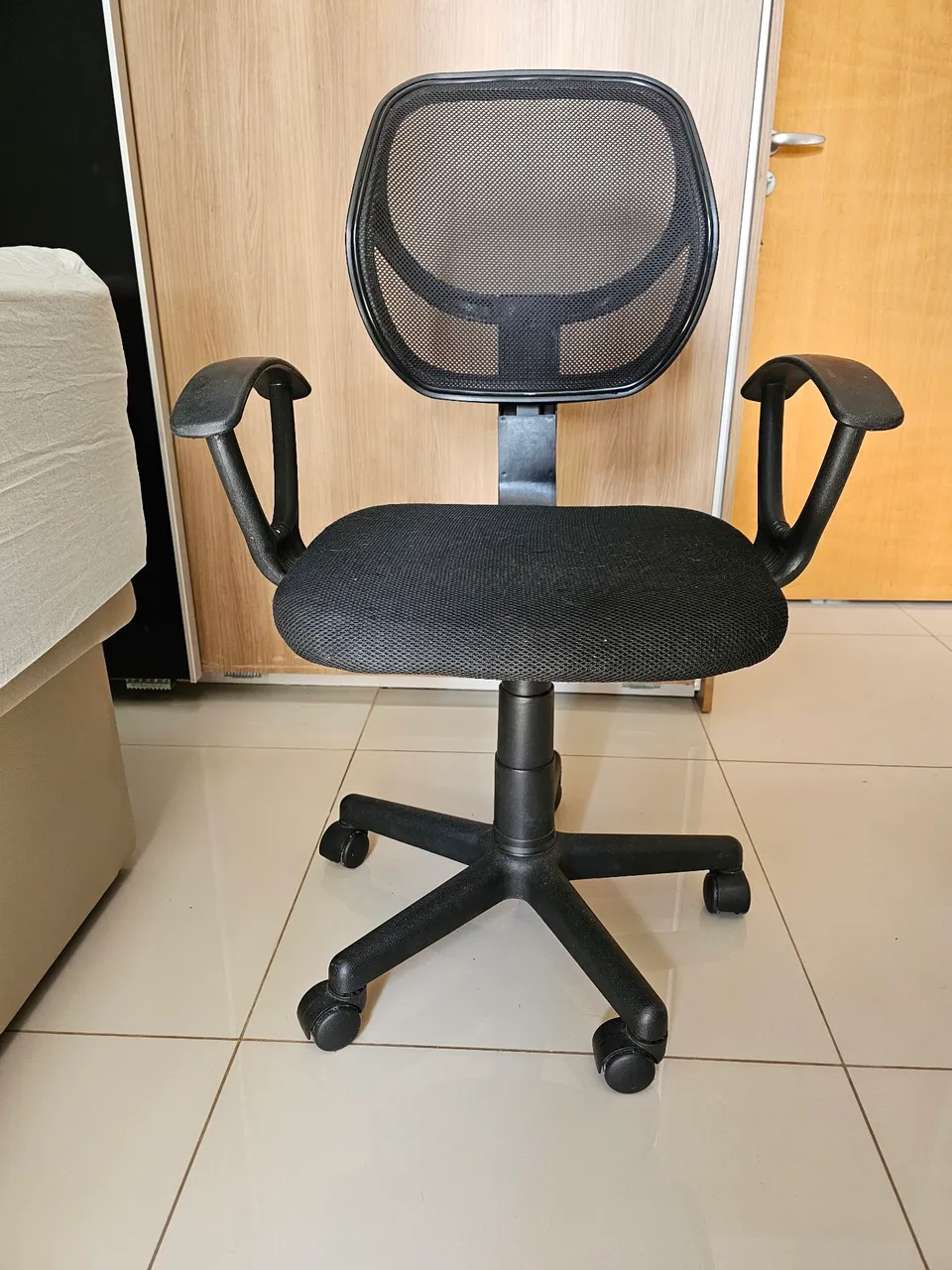Cadeira de Escritório Mesh Preta