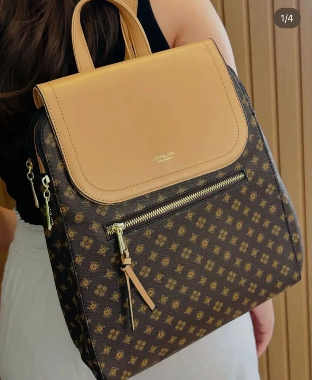 Mochila feminina de couro 