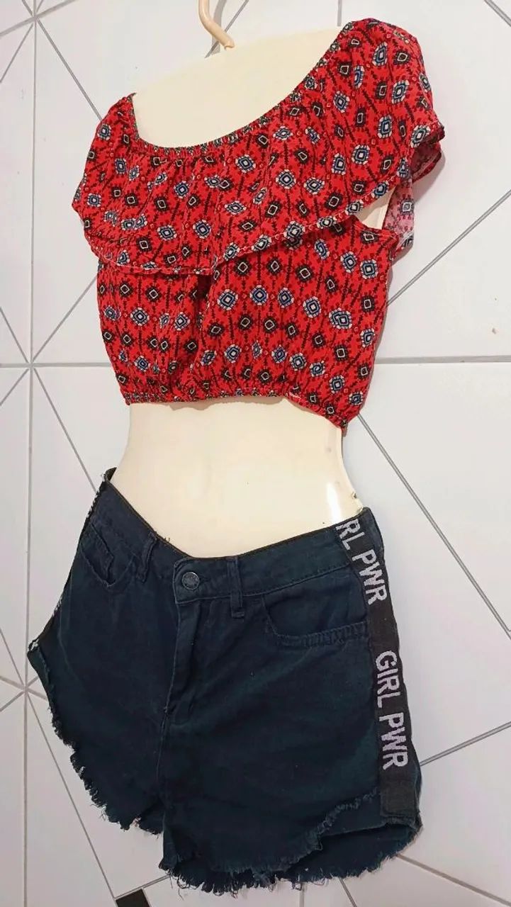 short preto da c&a + Blusinha ombro a ombro - Foto 2