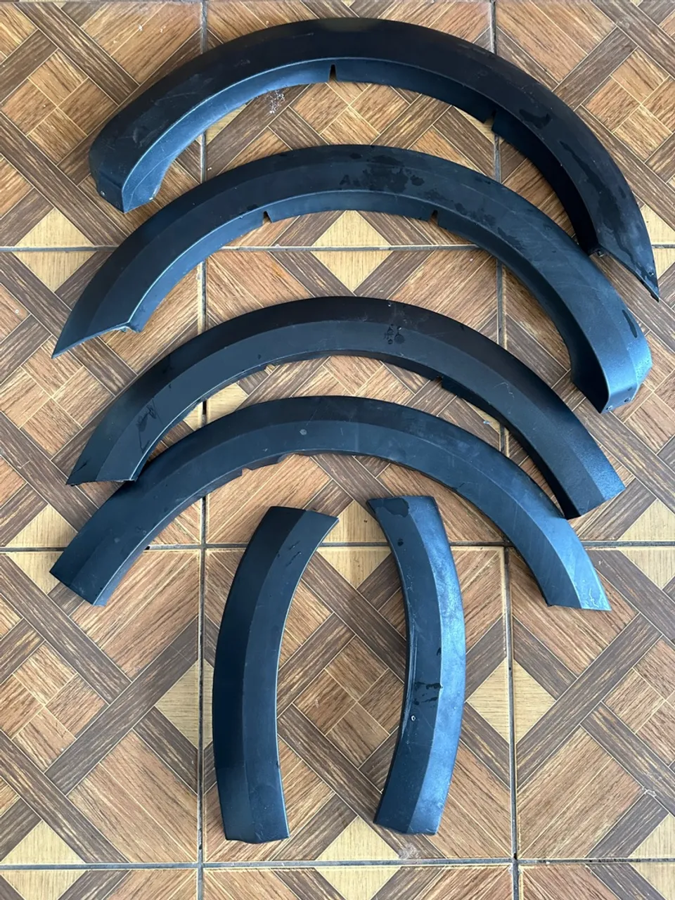 Apliques Saveiro Cross g6- usado