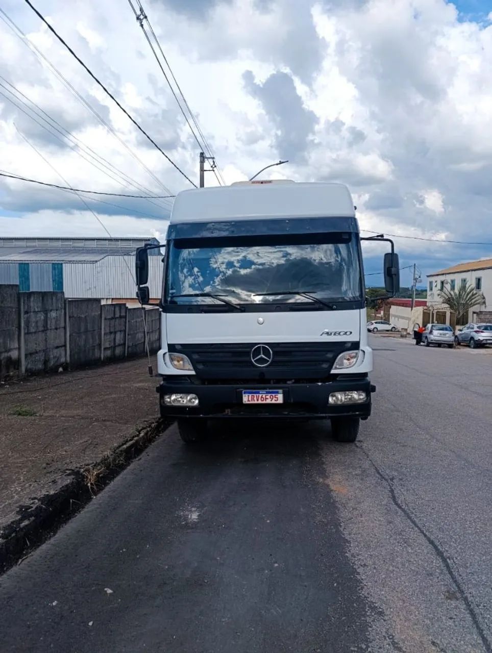 Atego Teto Alto, cabine leito - Foto 10