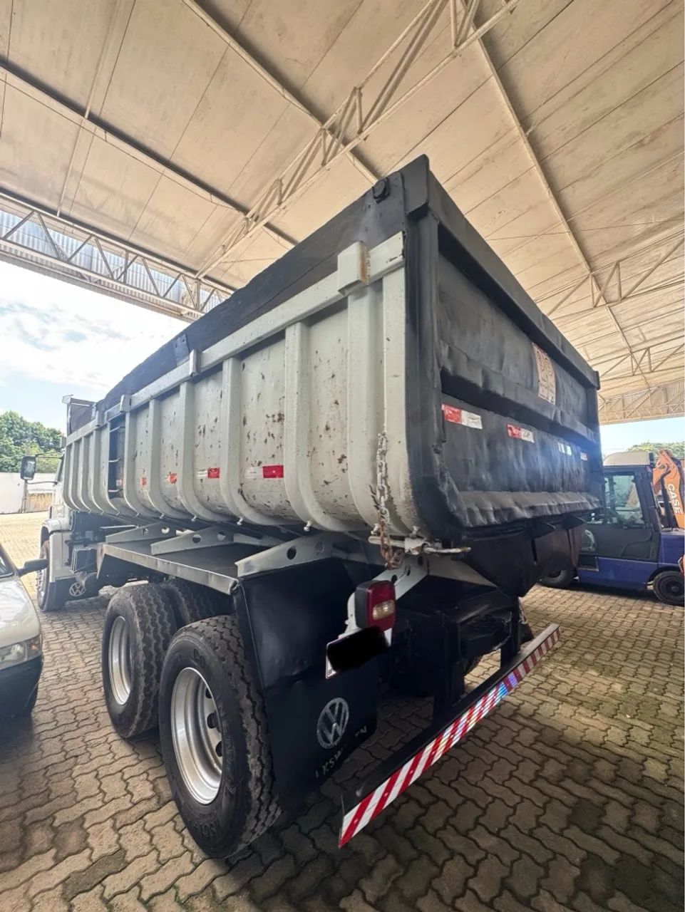 VW 24-220 Caçamba 2009 - Foto 3