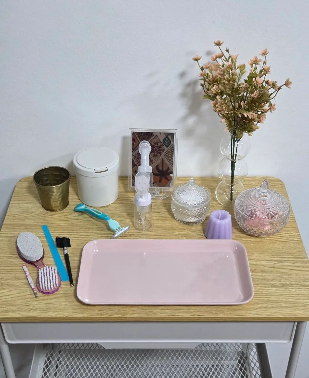 Conjunto novo com itens de beleza e decoração LINA - mais de 10 peças novas e sem avarias - Foto 5