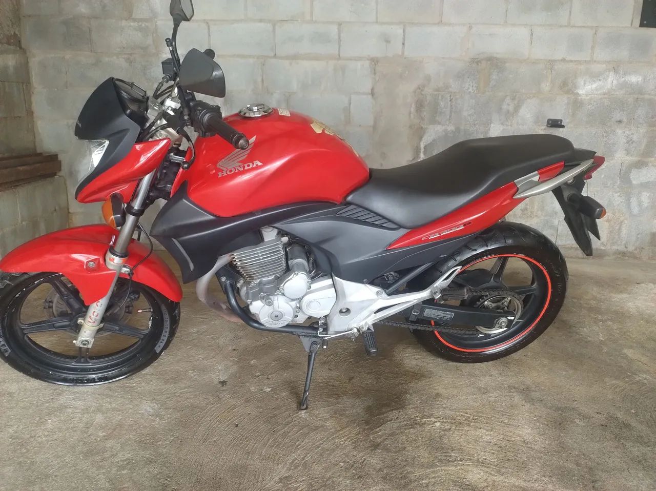 Moto CB 300  - Foto 2