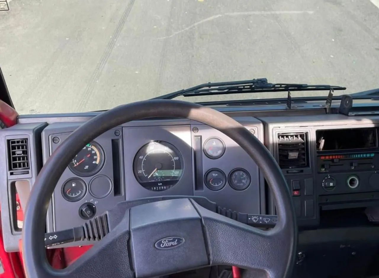 CARGO 815 GUINCHO 2008  - Foto 8