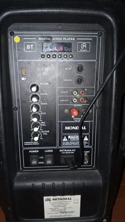 Caixa de Som Portátil Bluetooth com Iluminação LED - Foto 4