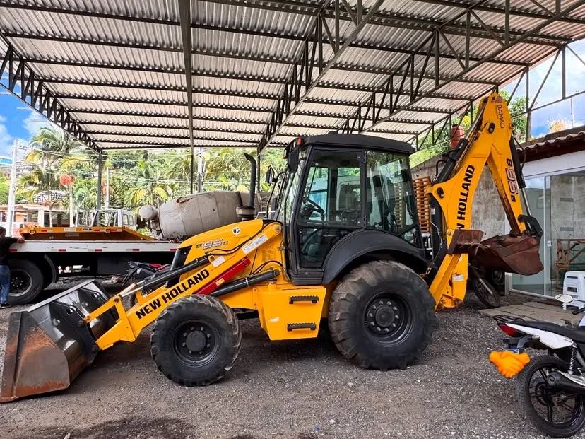 RETROESCAVADEIRA  - Foto 3