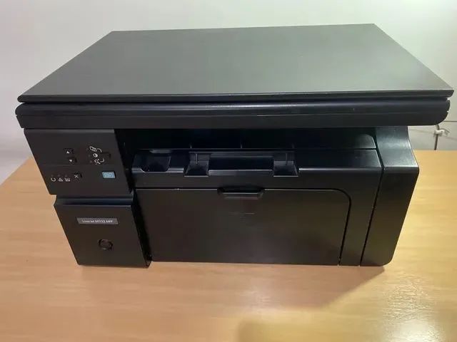  Multifuncional Impressora, cópia e Scaner HP LaserJet M1132 Monocromática com dois toners