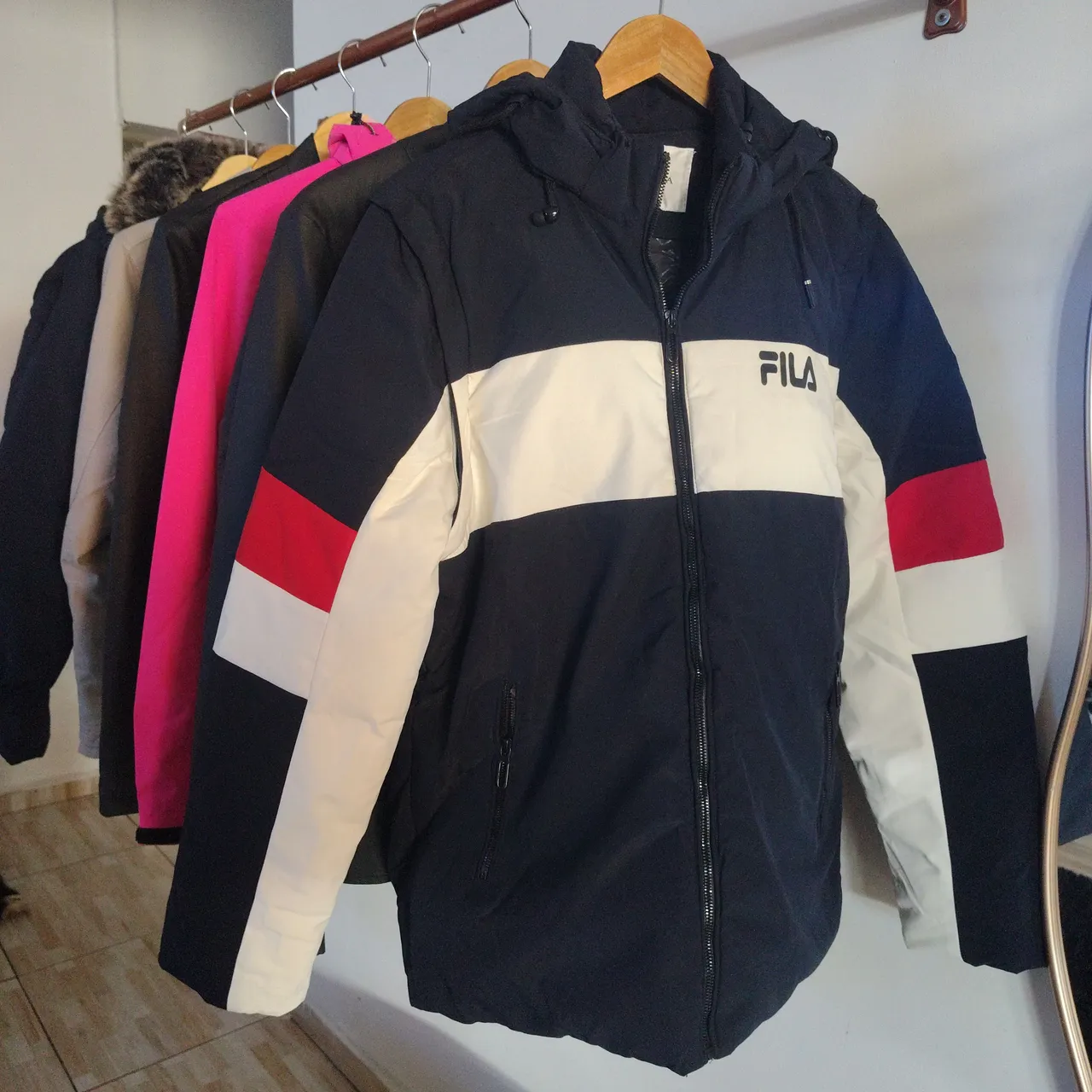 Jaqueta Fila Masculina com Capuz - Nova!
