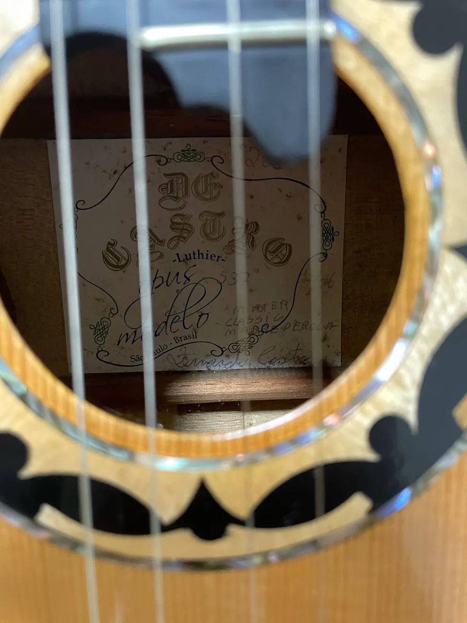 Cavaquinho De Castro - Foto 3