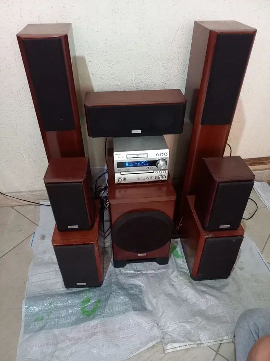 Torre de som estéreo com caixa subwolf 