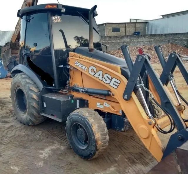 Retroescavadeira Case 580n Ano 2019 - Foto 3