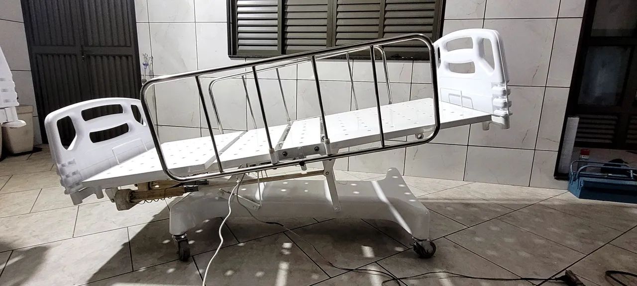 Cama Hospitalar elétrica 2 movimentos  - Foto 5