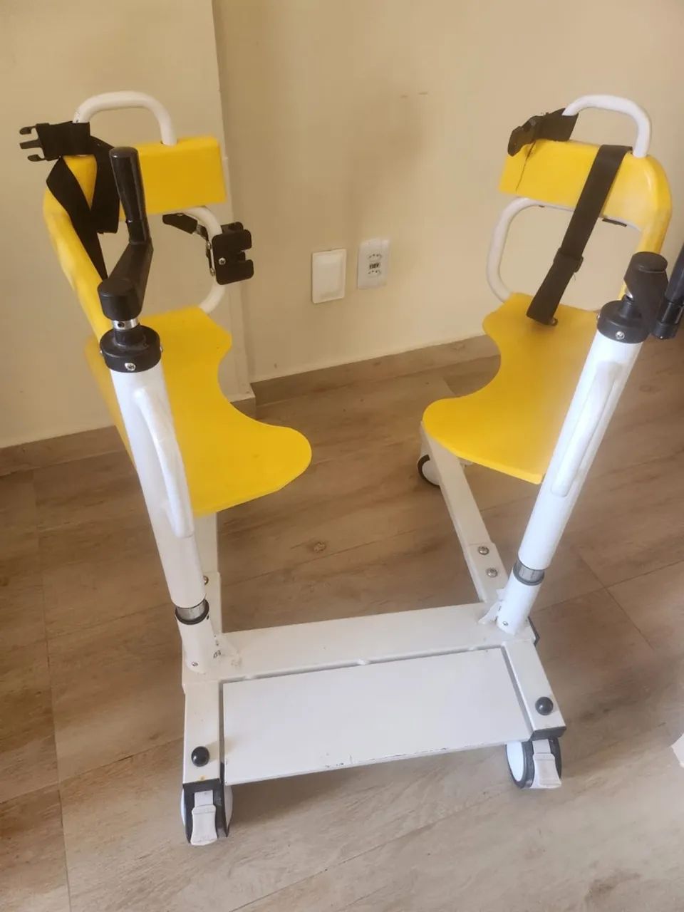 Cadeira multifuncional 