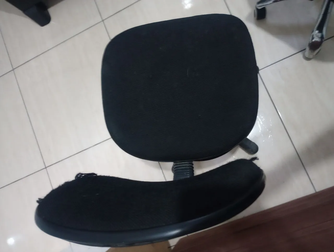 Cadeira de Escritório Preta